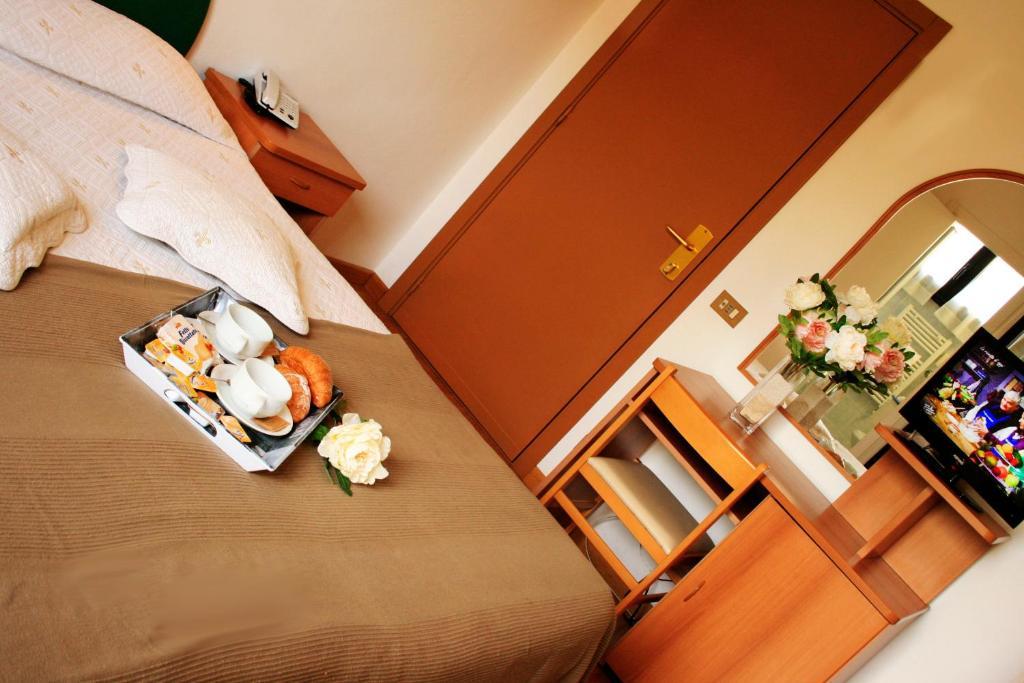 Hotel Aggravi Chianciano Terme Kamer foto