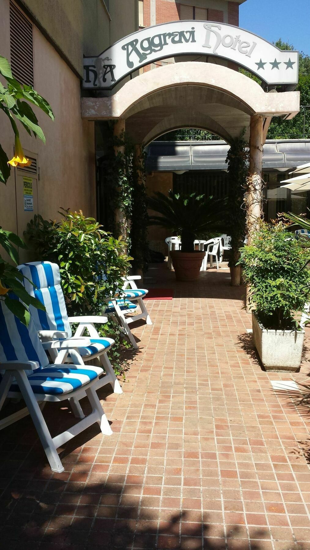 Hotel Aggravi Chianciano Terme Buitenkant foto